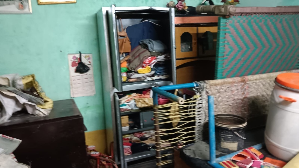 Bareilly Crime News: एक ही रात में दो घरों में चोरी, सोने-चांदी के आभूषण लेकर फरार हुए चोर, पुलिस से शिकायत