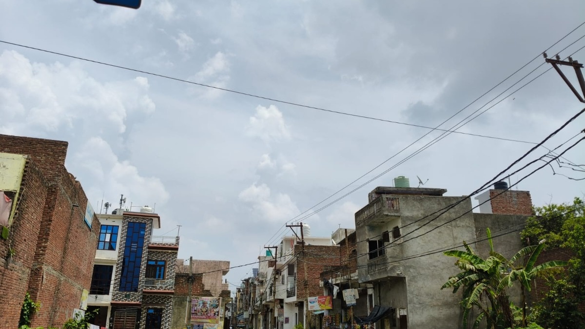 बारिश का इंतजार, उमस से बेहाल सहारनपुर, बदलते मौसम के बीच डेंगू और मौसमी बीमारियों का बढ़ा खतरा