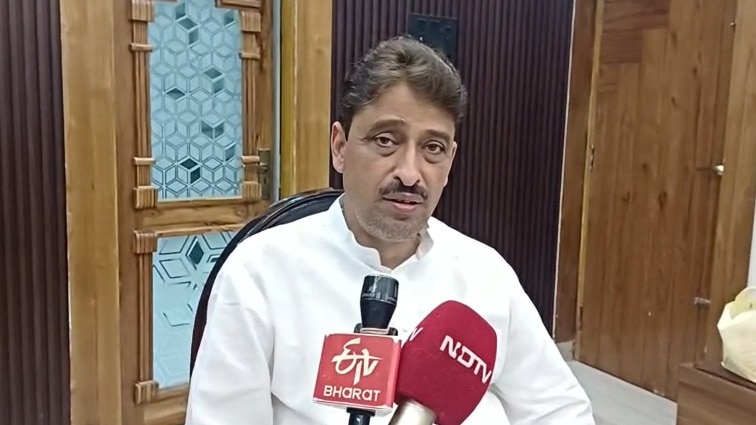 Saharanpur Political News: छात्रों की जीत, सरकार की हार, सांसद इमरान मसूद बोले- सिर्फ इस्तीफा नहीं, शिक्षा व्यवस्था बदलनी होगी
