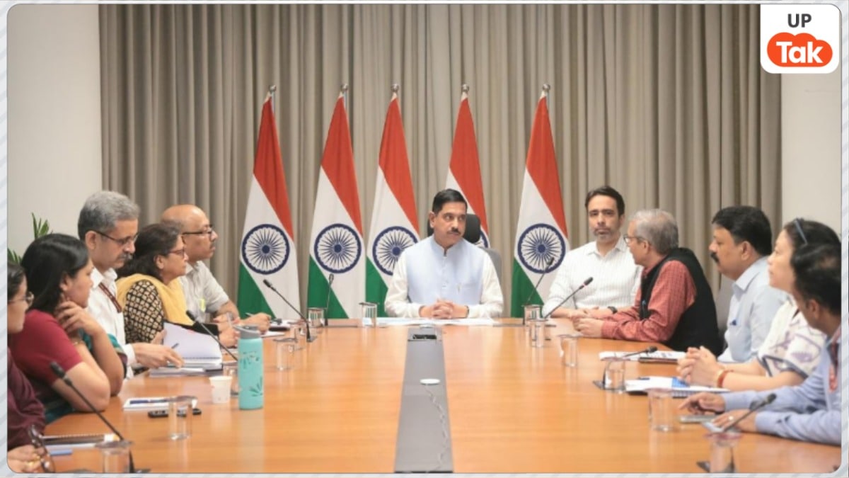 प्रह्लाद जोशी के शिक्षा मंत्री बनते ही CJP ने किया ये अपील, यूथ के फ्यूचर को लेकर जताई उम्मीद UP Tak