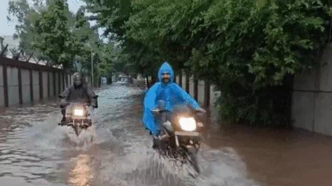 Saharanpur Weather Update: सक्रिय मानसून ने सहारनपुर में दी दस्तक, झमाझम बारिश से मौसम हुआ सुहाना, कई इलाकों में जलभराव
