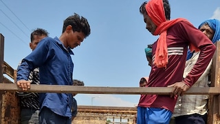 Mirzapur News: अंधविश्वास बना जानलेवा, सर्पदंश के बाद 7 वर्षीय मासूम ने तोड़ा दम अंधविश्वास बना जानलेवा, सर्पदंश के बाद 7 वर्षीय मासूम ने तोड़ा दम