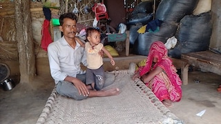 Mirzapur News: मिर्जापुर में 9 माह के मासूम से अप्राकृतिक दुष्कर्म का आरोपी अब भी फरार, कार्रवाई में देरी पर उठे सवाल मिर्जापुर में 9 माह के मासूम से अप्राकृतिक दुष्कर्म का आरोपी अब भी फरार, कार्रवाई में देरी पर उठे सवाल