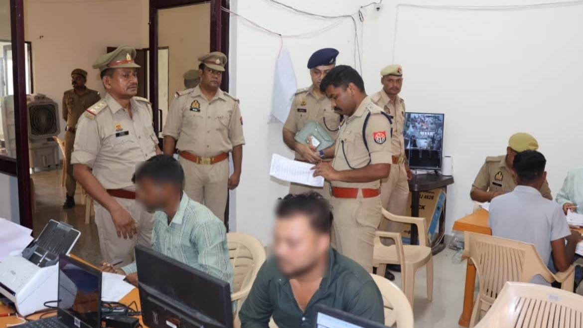 अमेठी में होमगार्ड भर्ती की तैयारियां अंतिम चरण में, एसपी सरवणन टी. ने किया निरीक्षण 