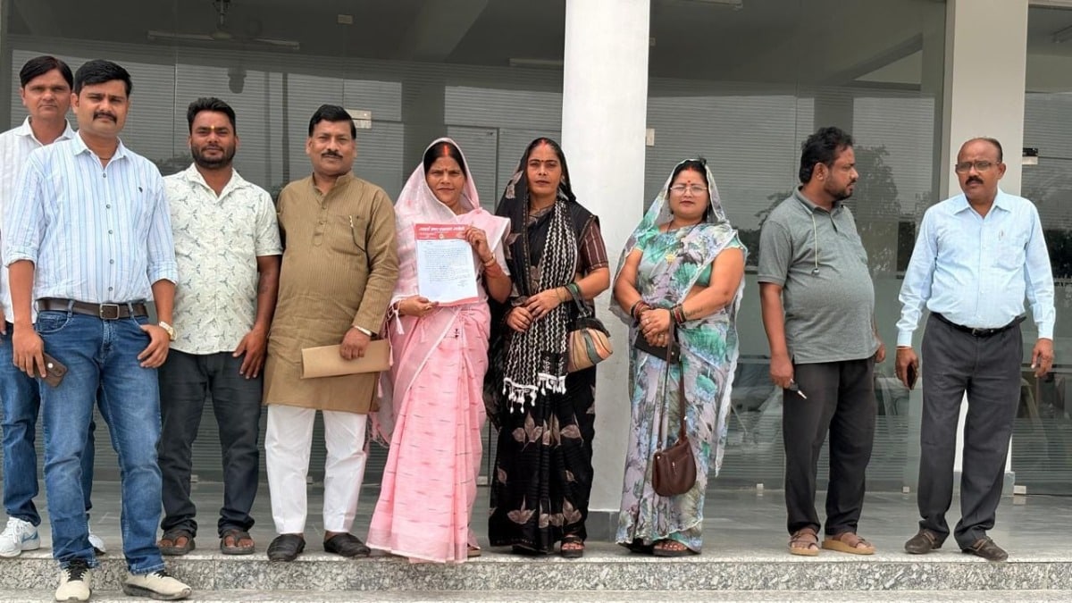 Amethi News: अमेठी में नाला निर्माण को लेकर घमासान, अध्यक्ष व सभासदों ने उच्च स्तरीय जांच की उठाई मांग अमेठी में नाला निर्माण को लेकर घमासान, अध्यक्ष व सभासदों ने उच्च स्तरीय जांच की उठाई मांग