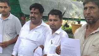 Saharanpur News: सहारनपुर में बड़ा फर्जीवाड़ा, जिंदा लोगों को सरकारी रिकॉर्ड में दिखाया मृत, जांच की मांग सहारनपुर में बड़ा फर्जीवाड़ा, जिंदा लोगों को सरकारी रिकॉर्ड में दिखाया मृत, जांच की मांग