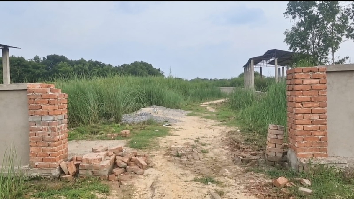 रायबरेली में अंत्येष्टि स्थल निर्माण में 13 लाख रुपये की अनियमितता का आरोप, डीएम ने दिए जांच के आदेश
