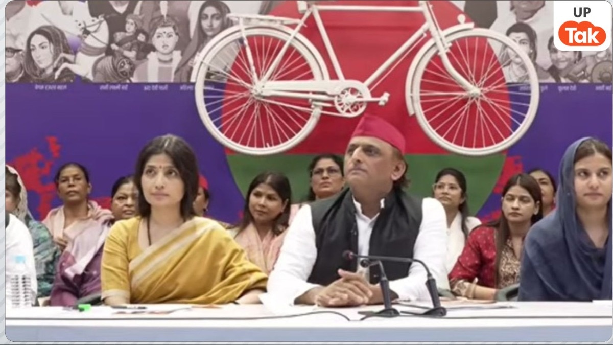 यूपी चुनाव से पहले अखिलेश यादव ने महिलाओं के लिए खोला वादों का पिटारा, सरकार बनने पर मिलेंगी ये सुविधाएं!