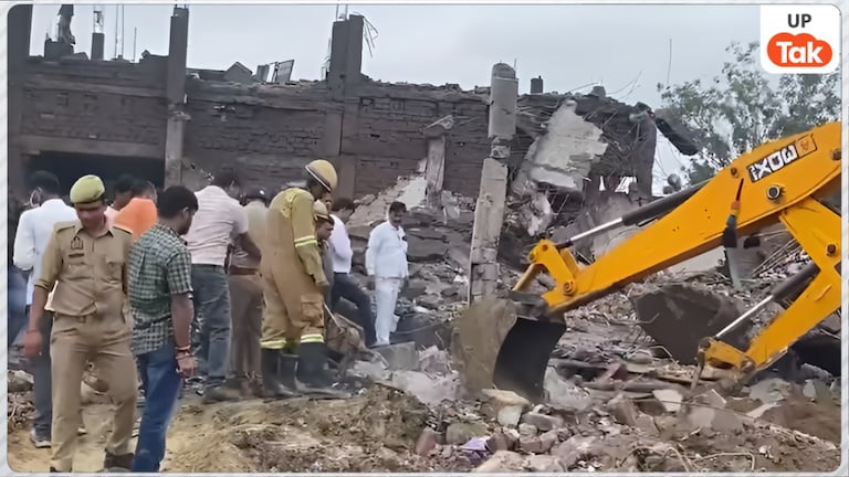 कौशांबी की जिस पटाखा फैक्ट्री में धमाका हुआ था, अब वो निकली अवैध, सामने आया आदिल के कारोबार का पूरा सीक्रेट? UP Tak