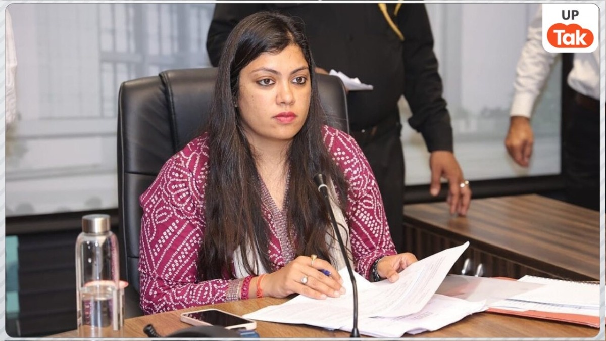 नोएडा DM मेधा रूपम की सैलरी से कटेगा 5 लाख का मुआवजा, DU छात्रा आकृति चौधरी पर गलत NSA लगाना पड़ा भारी!