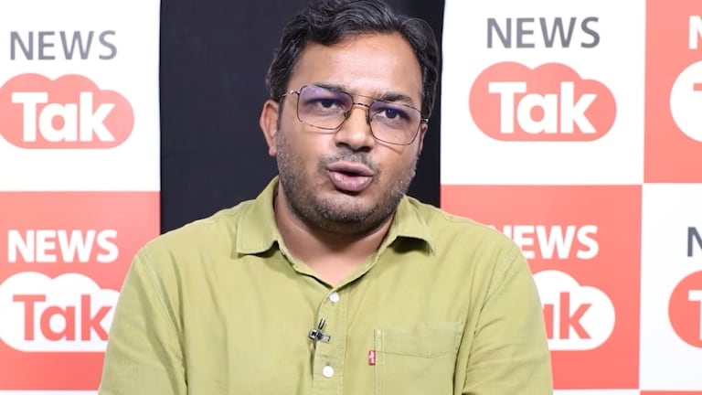 UP में कितनी सीट जीत रही राहुल-अखिलेश की जोड़ी? लक्ष्मण यादव का कैलकुलेशन चौंका देगा Photo: Dr. Laxman Yadav