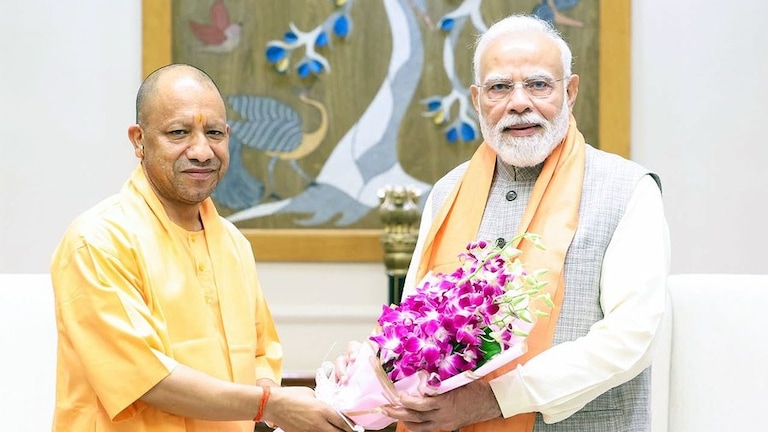 PM Modi Birthday: CM योगी ने दी पीएम मोदी को जन्मदिन की बधाई, बोले- वाराणसी में होगा 'सेवा संकल्प अभियान' का शुभारंभ CM Yogi Met PM Modi and Nitin Navin In Delhi.