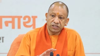 विश्वकर्मा जयंती पर सीएम योगी ने बांटे टूलकिट और चेक, खिल उठे कारीगरों के चेहरे cm yogi cabinet meeting