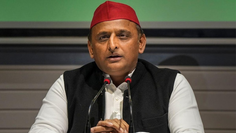 Opinion: पहले प्रवक्ताओं को खुली छूट, अब नसीहत, सपा कार्यकर्ताओं के व्यवहार पर द्वंद्व में अखिलेश Akhilesh Yadav