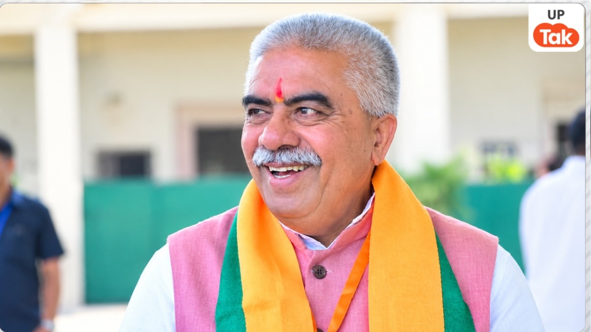 ‘कुर्मी कैबिनेट मंत्री’ राकेश सचान की क्यों हो रही चर्चा? कभी गिट्टी चोरी तो कभी कोर्ट से फाइल लेकर भागने का लगा था आरोप
