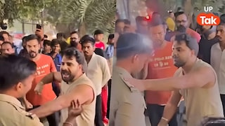 'यहीं सबके सामने माफी मांगेगा तू...' ग्रेटर नोएडा में बीमार पत्नी को देखने आए दारोगा की शख्स ने पकड़ी वर्दी, फिर हुआ ये एक्शन! Greater Noida News