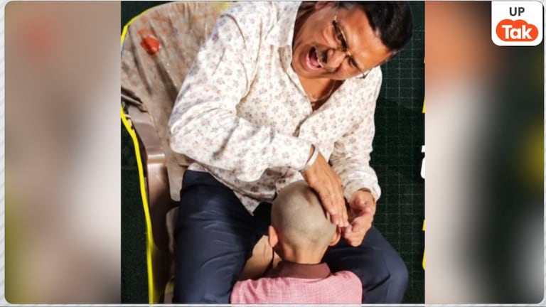 इटावा में बच्चे के गंजे सिर को तबला समझकर बजाने लगा टीचर, वीडियो सामने आते ही हो गया बड़ा एक्शन Etawah News