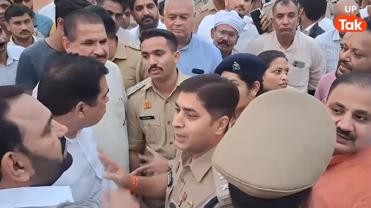 'आवाज सुनाई नहीं दी...' CO से दोबारा बुलवाया ‘सॉरी’, ASP ने भी जोड़े हाथ, बागपत में BJP जिलाध्यक्ष के सामने पुलिस अफसरों ने ऐसा क्यों किया?