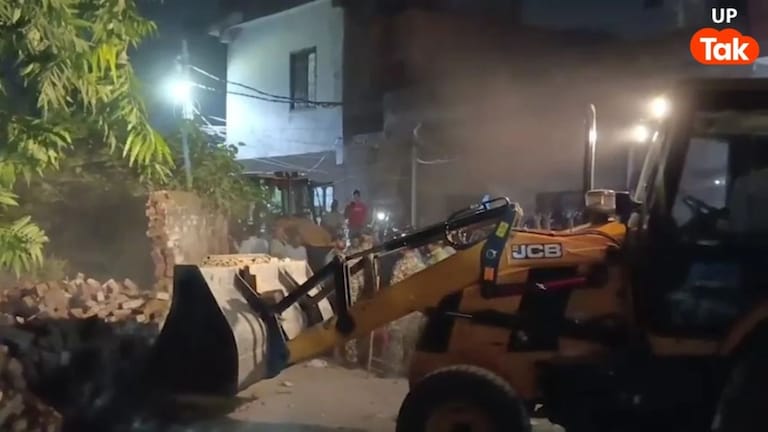 लखनऊ ट्रिपल मर्डर के आरोपी ऋषभ शुक्ला के मकान का क्या हुआ? बुलडोजर एक्शन पर नया अपडेट UPTak