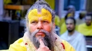 साधारण किसान परिवार में हुआ था प्रेमानंद महाराज का जन्म... उनके जीवन की चमत्कारी घटनाओं को जानिए UP Tak