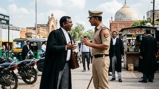 चार्जशीट के लिए पैसे मांगते हो? आगरा में दरोगा की वकील ने सरेआम लगा दी क्लास, खूब मचा बवाल UP Tak