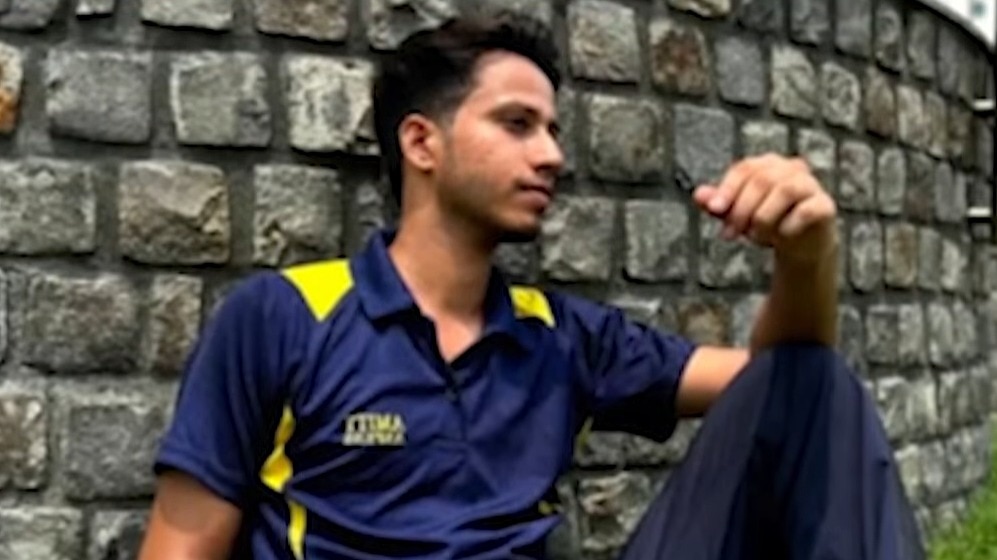 एमिटी यूनिवर्सिटी के छात्र हर्षित की खुले गड्ढे में डूबने से मौत; नोएडा अथॉरिटी पर उठे सवाल