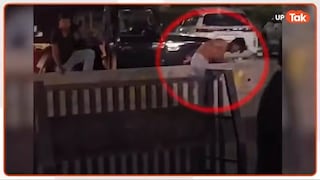 ग्रेटर नोएडा में थार सवार 'शर्टलेस' लड़कों की गुंडागर्दी, गाली-गलौज कर बाइक सवार को ठोका Gautambuddh Nagar News