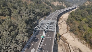 दिल्ली-देहरादून एक्सप्रेसवे का आगाज! अब सिर्फ 2.5 घंटे में पूरा होगा सफर, जानें एशिया के सबसे लंबे वाइल्डलाइफ कॉरिडोर की खासियत Delhi-Dehradun Expressway (Photo- ITG)