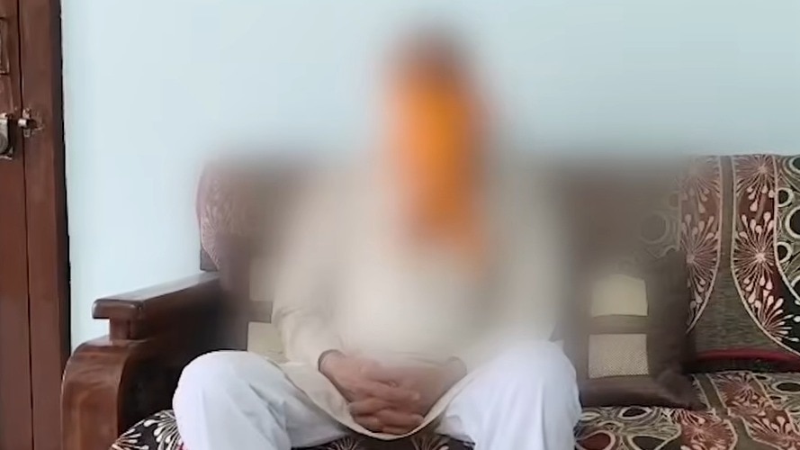 '70 लाख की रिश्वत और स्टिंग का खेल'... आसाराम के खिलाफ पीड़िता के पिता ने क्यों की CBI जांच की मांग?