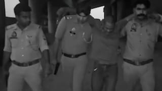 बुलंदशहर ट्रिपल मर्डर: पुलिस मुठभेड़ में आरोपी मयंक को लगी गोली, केक के विवाद में हुई थी 3 हत्याएं Bulandshahr Triple Murder