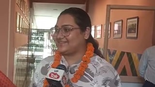 CBSE 12th Result: कानपुर की सोनाक्षी ने 99.6% अंक लाकर बढ़ाया मान, किसे दिया सफलता का श्रेय? UP Tak