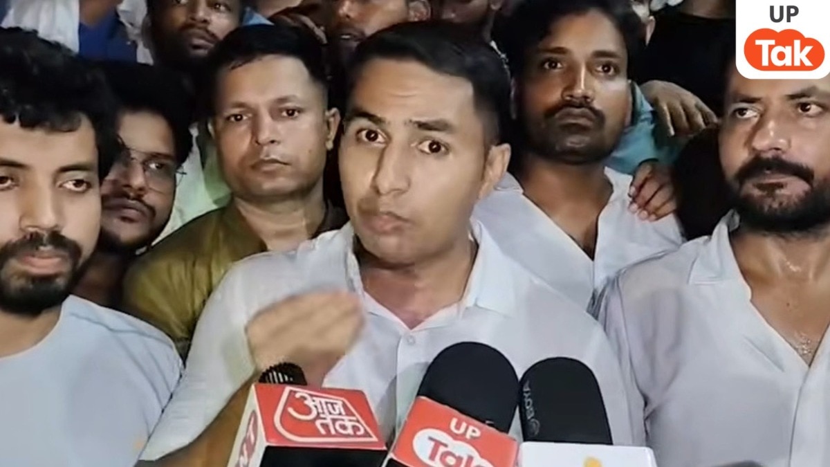 यूपी में लेखपाल परीक्षा विवाद ने पकड़ा तूल, प्रयागराज में छात्रों ने शुरू किया बड़ा आंदोलन 