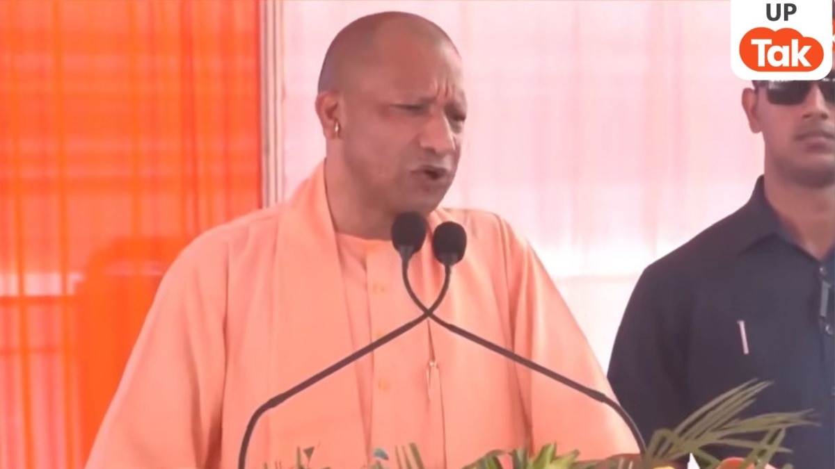 यूपी में अब उपद्रव नहीं, उत्सव होते हैं...फिरोजाबाद में सीएम योगी का सपा पर बड़ा हमला, ये सब बोले 