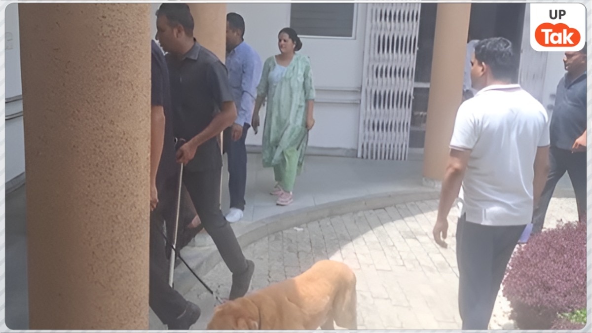 ग्रेटर नोएडा के डीएम कार्यालय को बम से उड़ाने की मिली धमकी... पुलिस महकमे में मचा हड़कंप, आरोपी की तलाश जारी 
