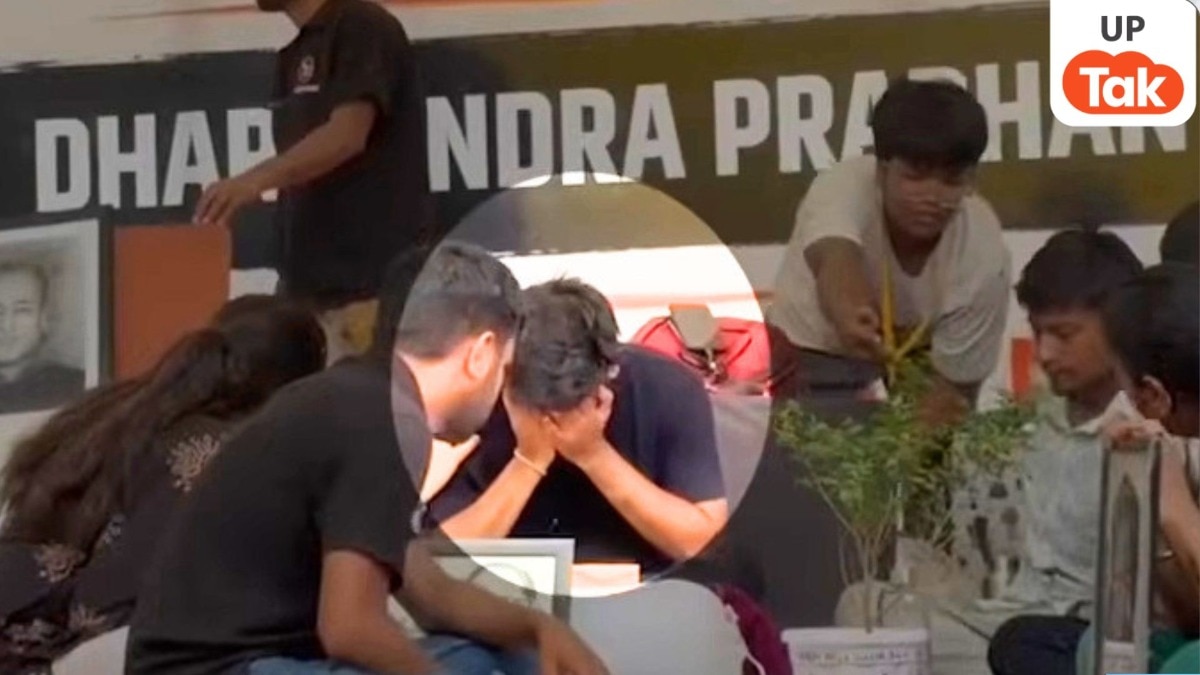 सोनम वांगचुक को पुलिस ले गई तो मंच पर टूट गए अभिजीत दीपके, फूट-फूटकर रोए और शुरू कर दी भूख हड़ताल!