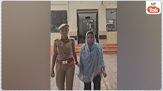 प्रेमी के साथ मिलकर पत्नी ने किया कांड, मेरठ में पति को सांप से डसवाने वाली बीवी रात में क्या कर रही थी, जानकर सभी चौंके! UP Tak
