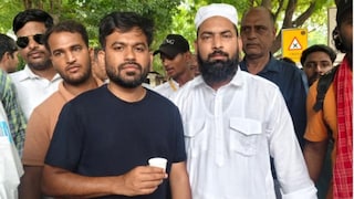 जंतर-मंतर पर प्रदर्शन में फ्री का खाना खिलाने वाले Mohammad Junaid कौन हैं, जिन पर मचा इतना बवाल! Muhammad Junaid