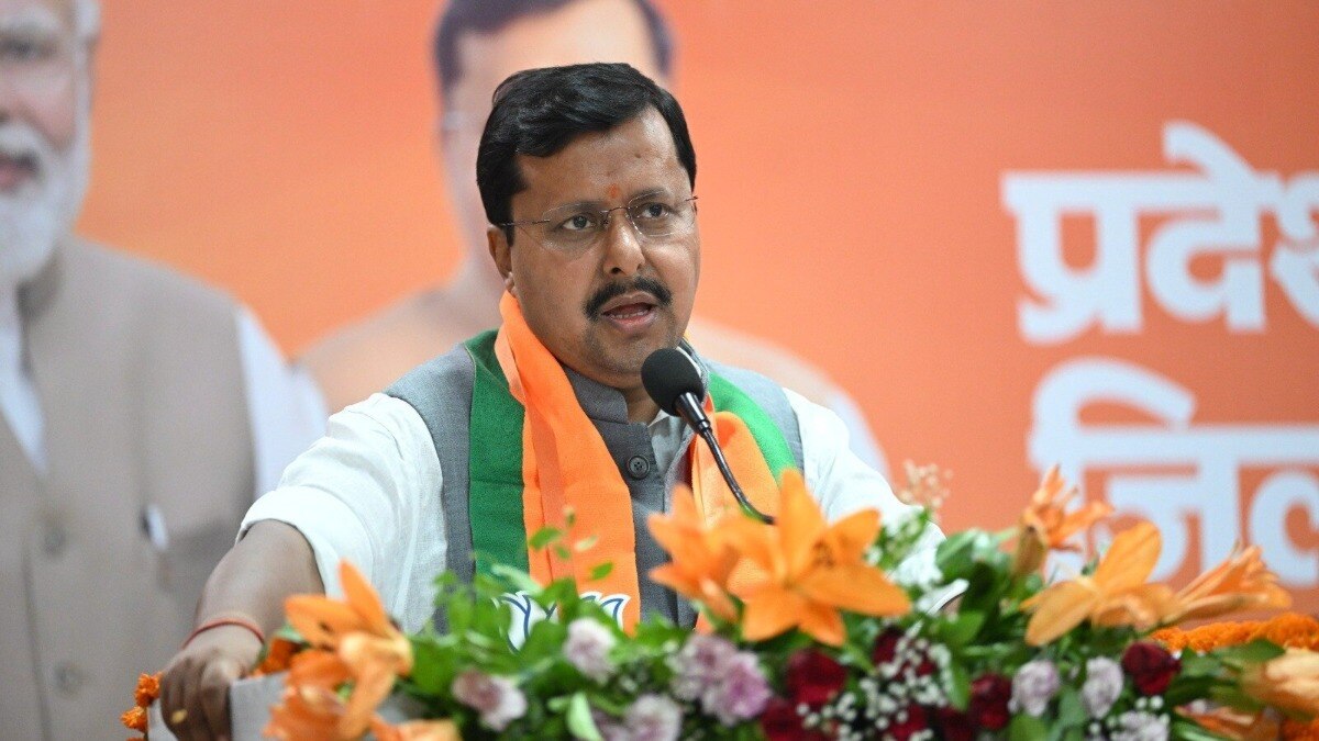 यूपी चुनाव 2027: पश्चिमी यूपी की 71 सीटों पर बीजेपी की नजर, रणनीति तैयार करने मेरठ-सहारनपुर पहुंचे पार्टी चीफ नितिन नवीन