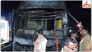 यमुना एक्सप्रेसवे पर खौफनाक हादसा, चलती स्लीपर बस में लगी भीषण आग; 9 यात्रियों की जलकर मौत UP Tak