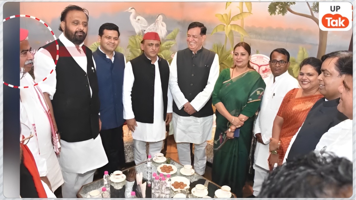 अखिलेश यादव के साथ नामांकन में दिखे बीजेपी के मंत्री राकेश सचान, क्रॉस वोटिंग की अटकलों पर दिया ये जवाब 