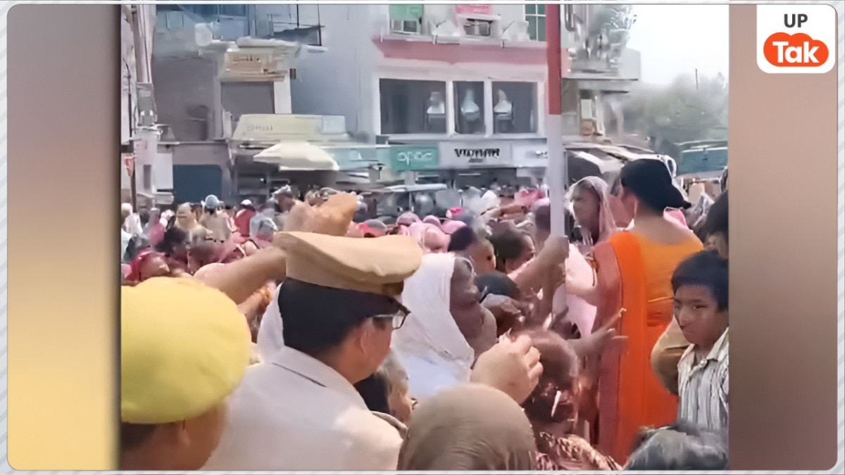 बागपत में बीजेपी के कार्यक्रम के दौरान मची भगदड़, नाश्ता लेने के लिए टूट पड़ी महिलाओं की भीड़ 