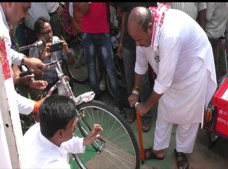 virendra-khatik-1_061719061146.jpg virendra-khatik-1_061719061146.jpg