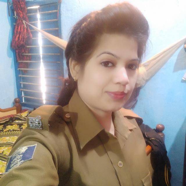 women-constable-2_060419104947.jpg