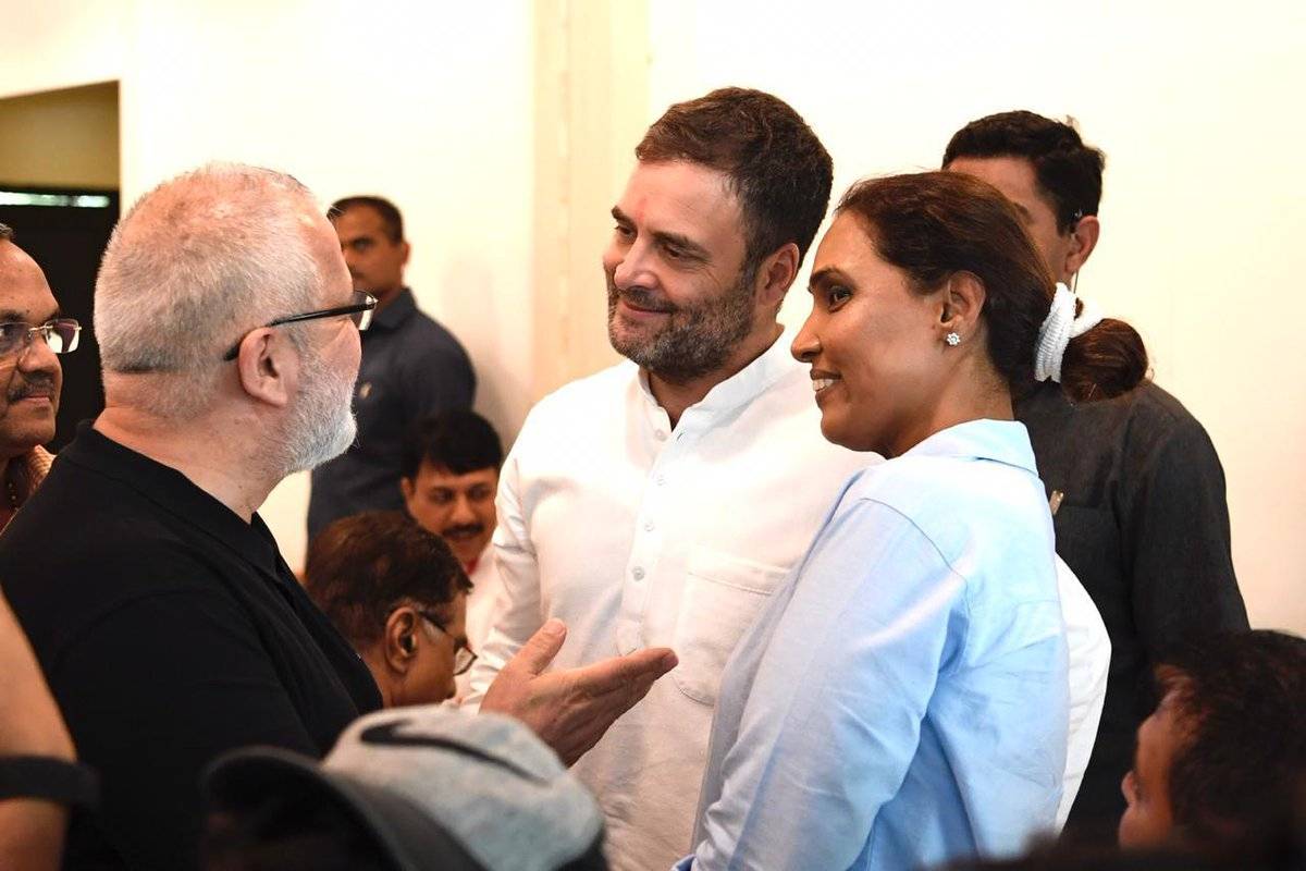 rahul-talking_071219041833.jpg rahul-talking_071219041833.jpg