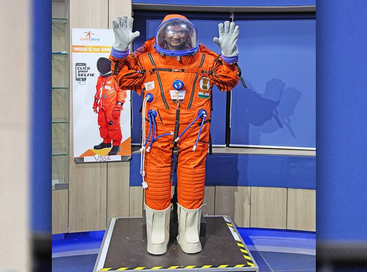gaganyaan-space-suit_101719082700.jpg