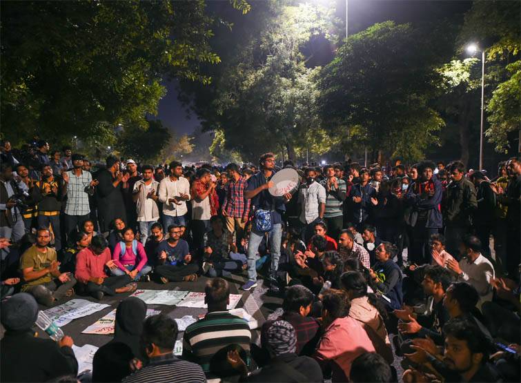 protest_student_111919122329.jpg protest_student_111919122329.jpg