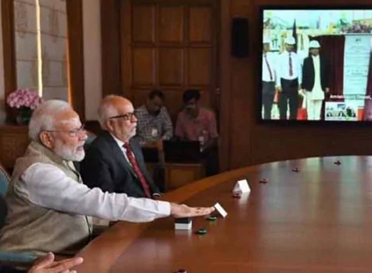 modi1_121119114820.jpg modi1_121119114820.jpg