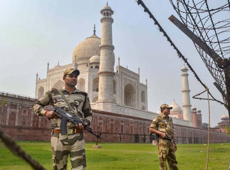 agra-security_022420111209.jpg