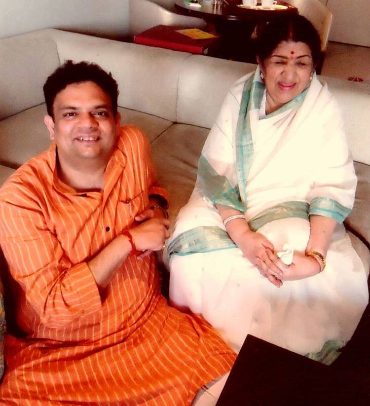 yatindra_mishra_lata_2_032820010237.jpg yatindra_mishra_lata_2_032820010237.jpg