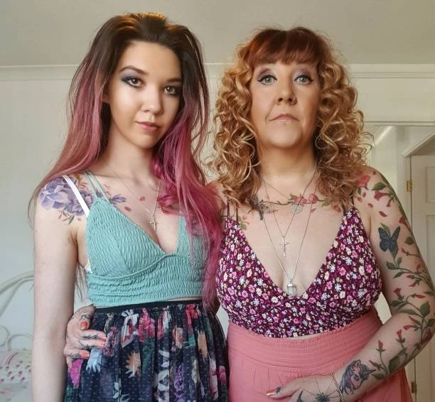 crop-top-insult-by-super-market2_061620095833.jpg crop-top-insult-by-super-market2_061620095833.jpg